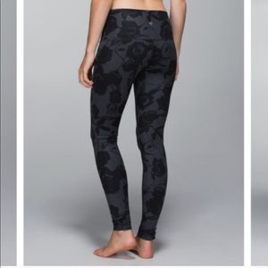 Lululemon Full On Luxtreme Leggings